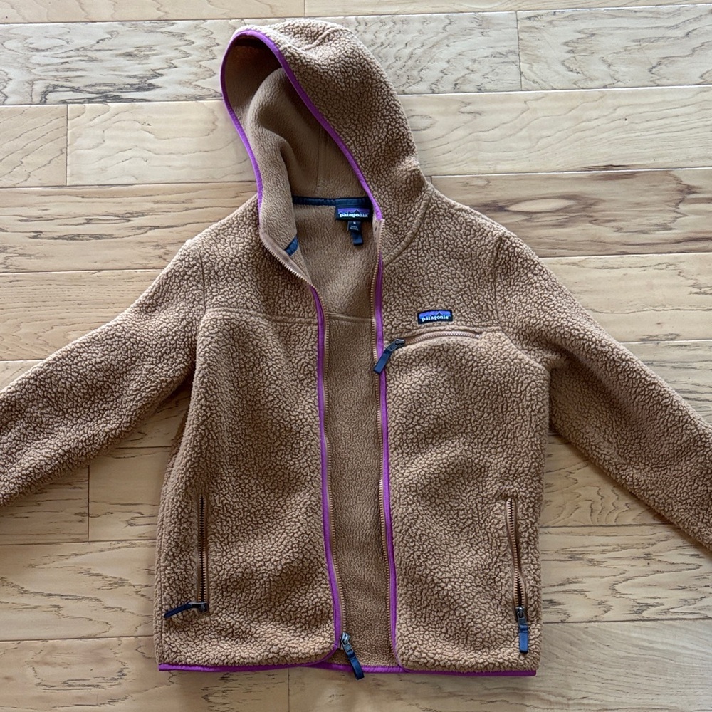 Patagonia Tan Fleece Jacket with Purple Trim